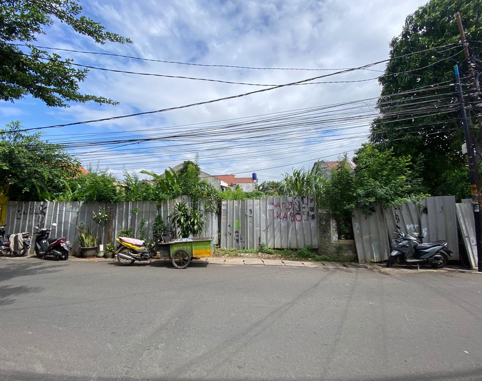 Di JUAL TANAH & BANGUNAN KOMERSIL, harga dibawah NJOP.. Jln. RE. Martadinata, Pabaton - air mancur kota Bogor