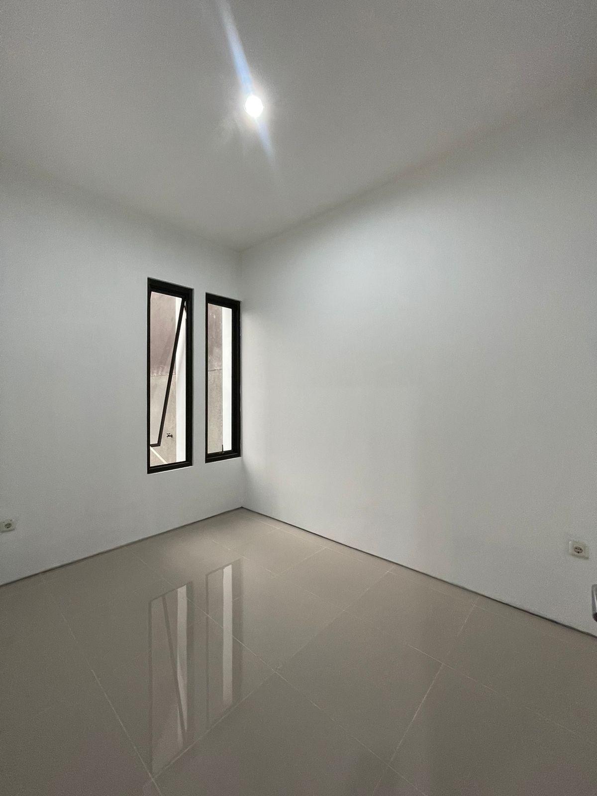 DIJUAL MURAH RUMAH 2 LANTAI DIPEMDA CIBINONG